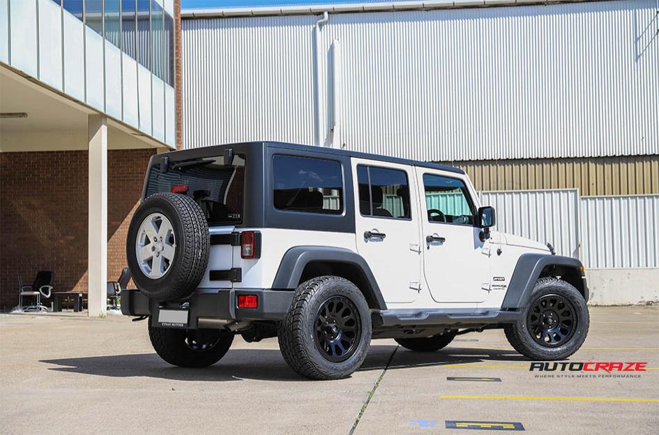 JEEP-WRANGLER-VECTOR-MATTE-BLACK